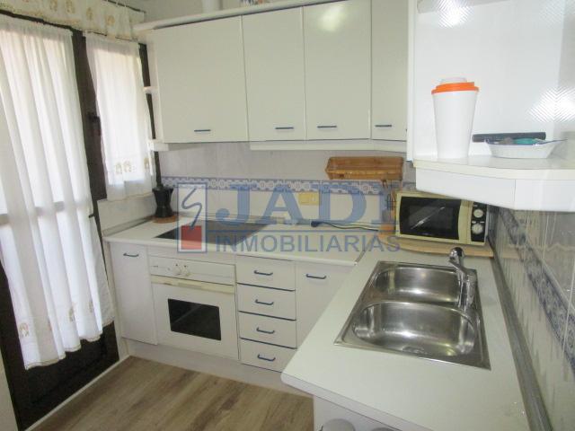 For sale of flat in Valdepeñas