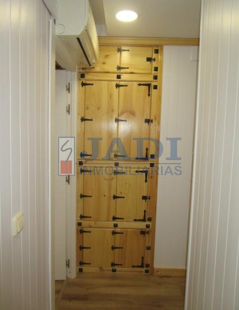 For sale of flat in Valdepeñas