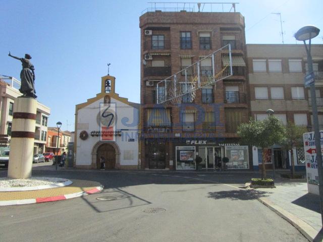 For sale of flat in Valdepeñas