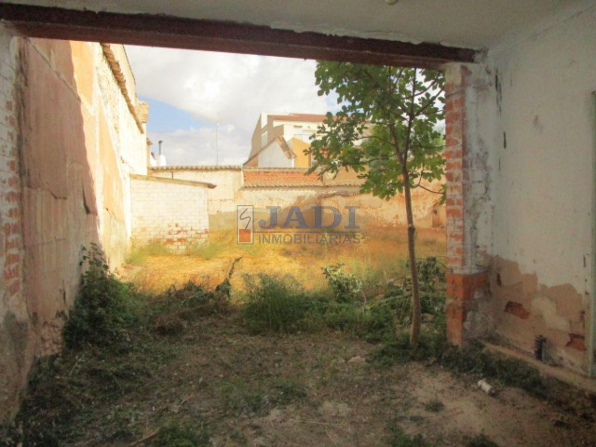 For sale of house in Valdepeñas