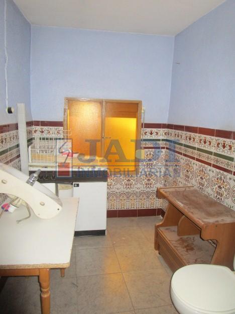 Venta de casa en Valdepeñas