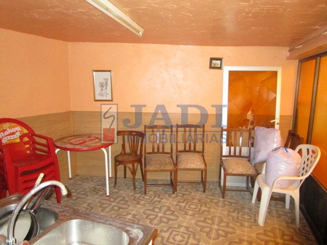Venta de casa en Valdepeñas