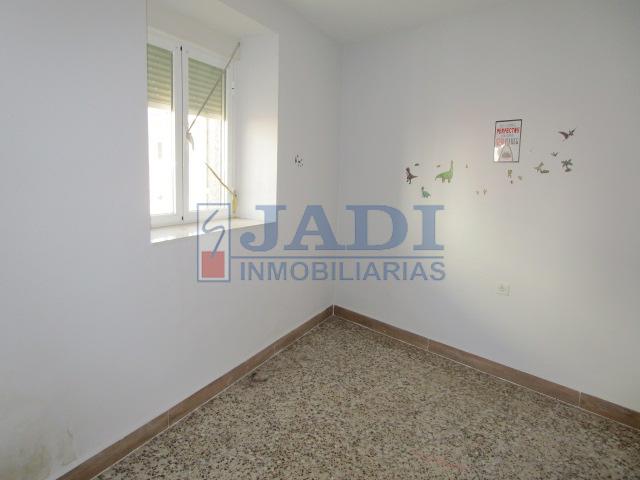 Venta de casa en Valdepeñas