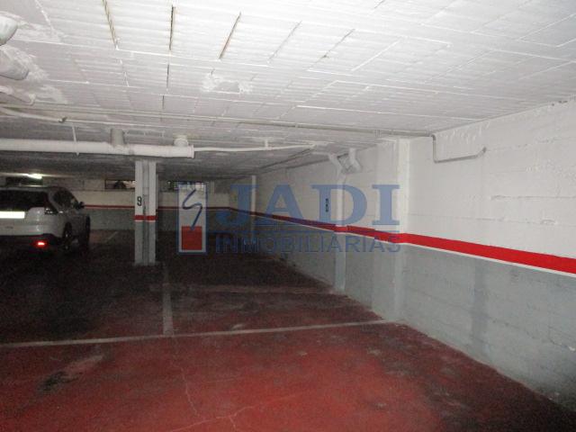 For sale of flat in Valdepeñas