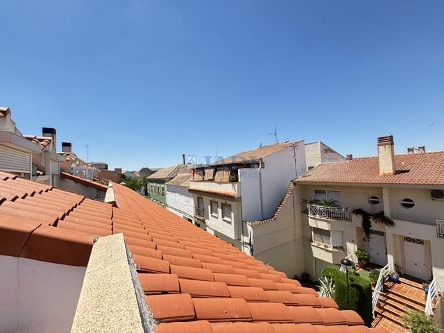 For rent of penthouse in Valdepeñas