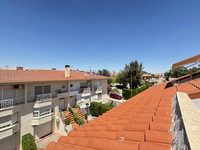 For rent of penthouse in Valdepeñas