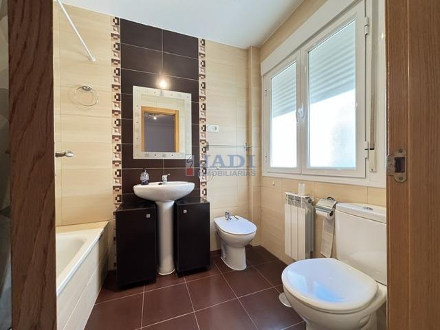 For rent of penthouse in Valdepeñas