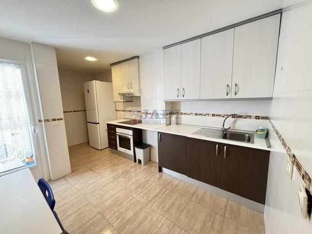 For rent of penthouse in Valdepeñas