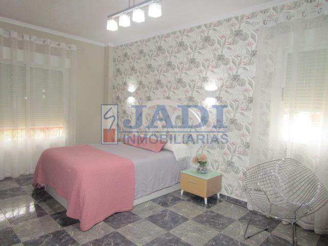 Venta de casa en Valdepeñas