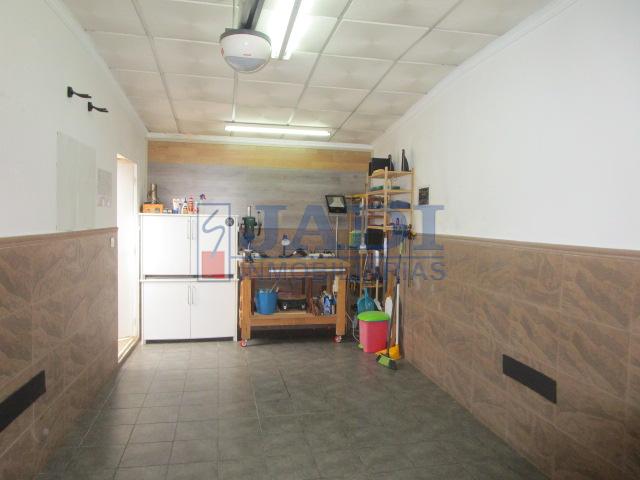 Venta de casa en Valdepeñas