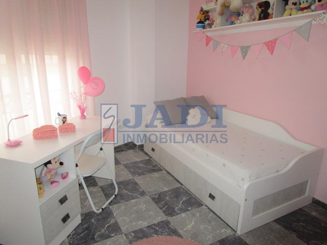 Venta de casa en Valdepeñas