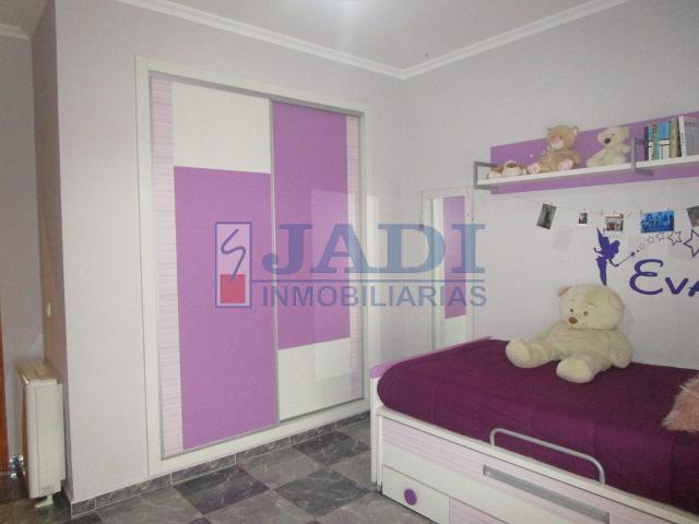 Venta de casa en Valdepeñas