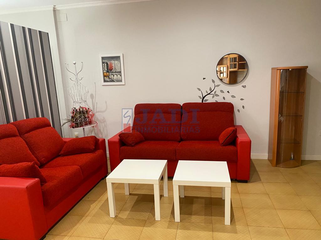 Venta de local en Valdepeñas