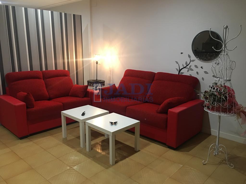 Venta de local en Valdepeñas