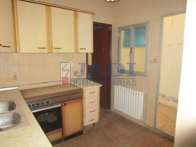 For sale of house in Valdepeñas