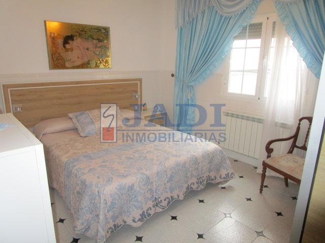 Venta de casa en Valdepeñas