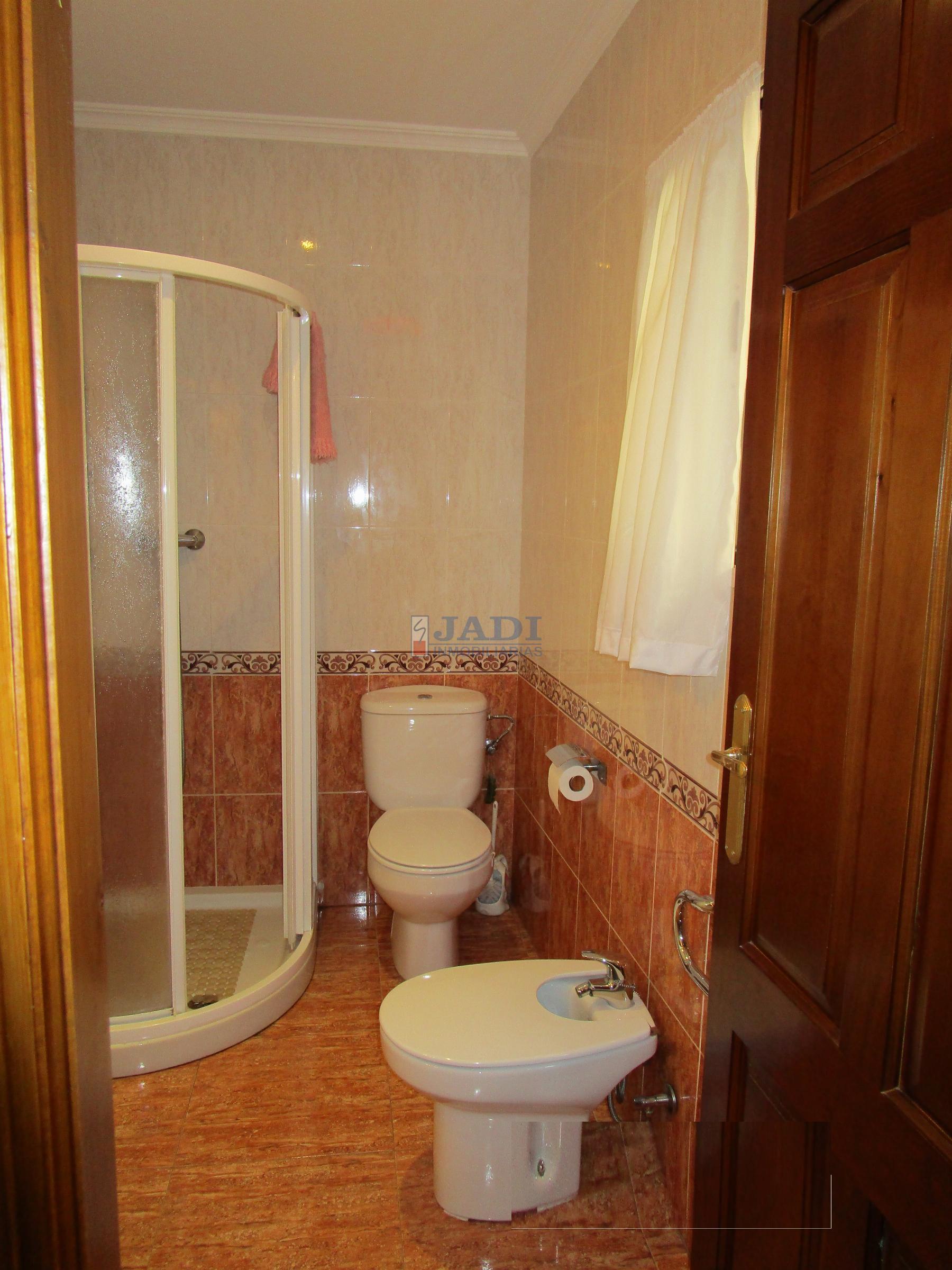 Venta de casa en Valdepeñas