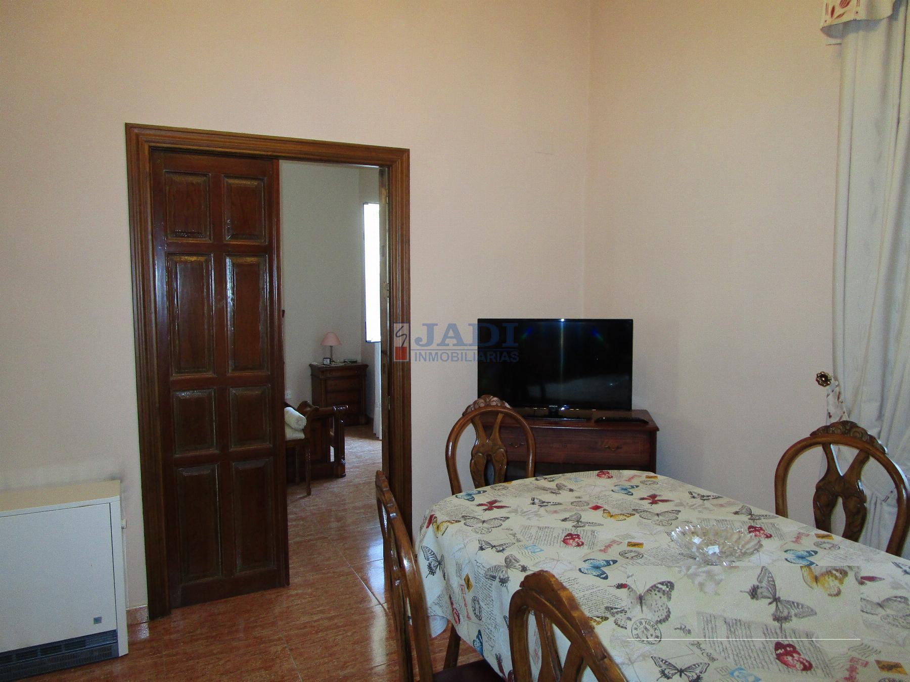 Venta de casa en Valdepeñas