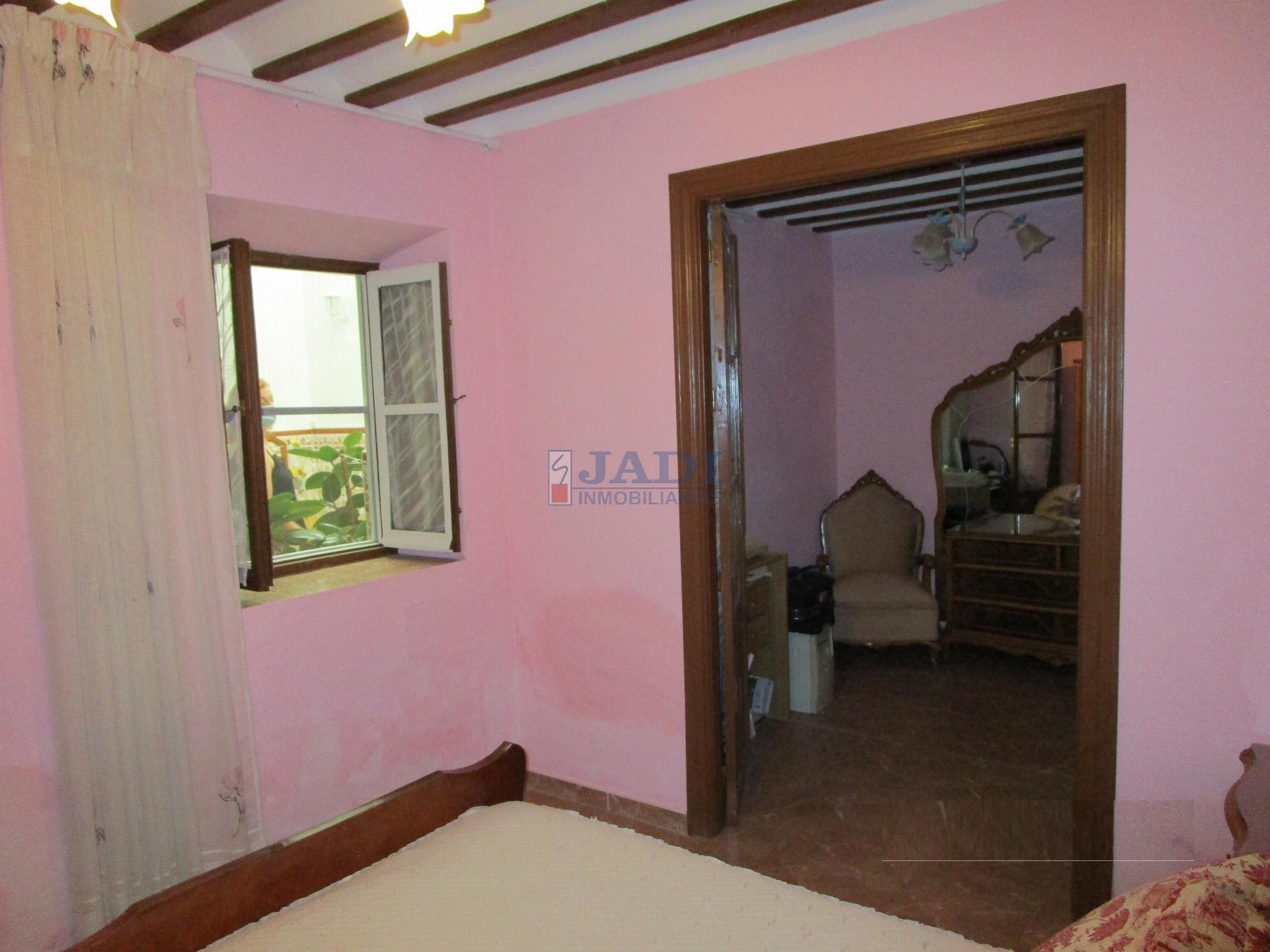 Venta de casa en Valdepeñas