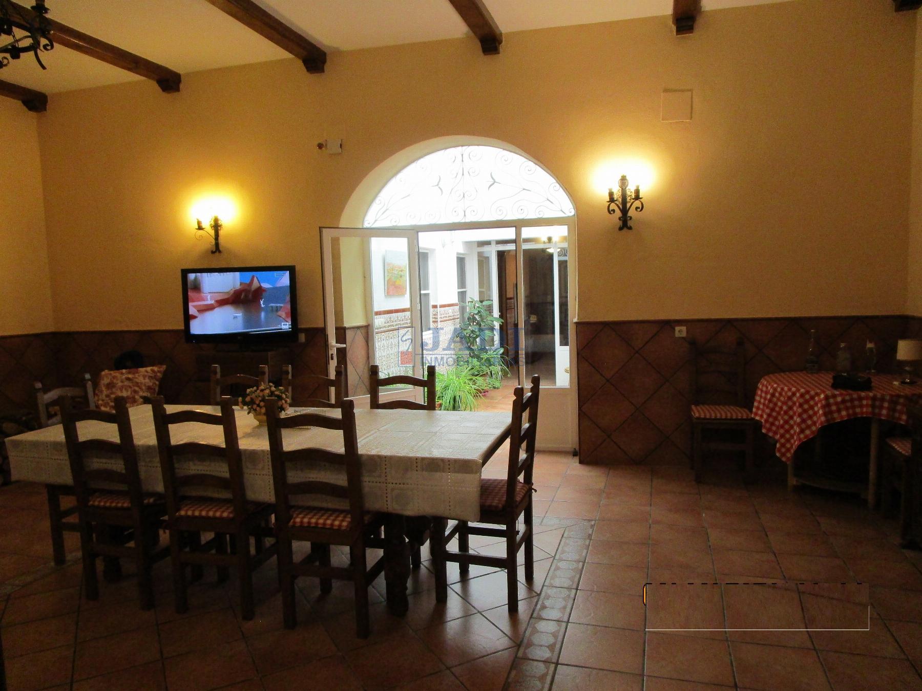 Venta de casa en Valdepeñas