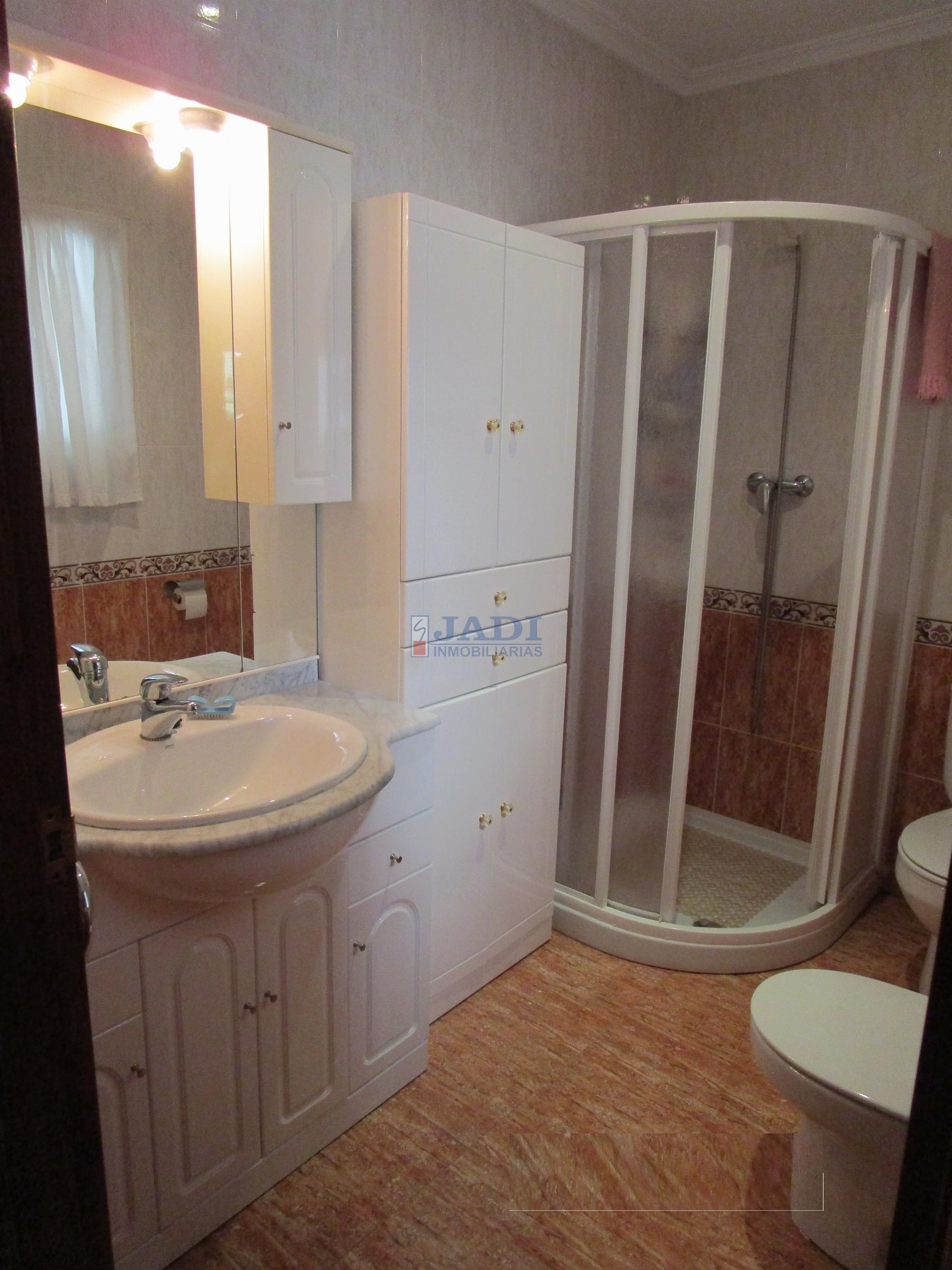 Venta de casa en Valdepeñas