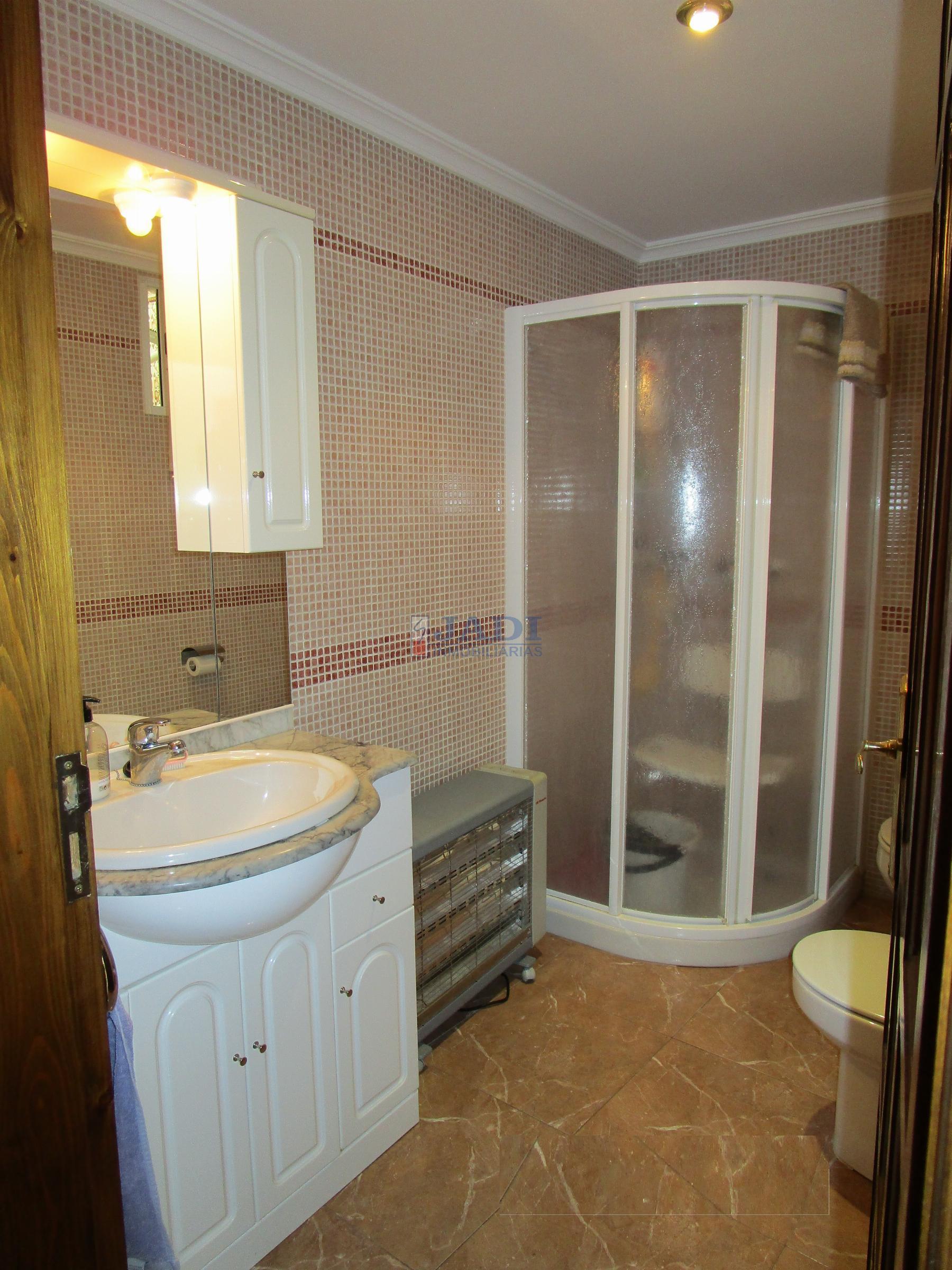 Venta de casa en Valdepeñas