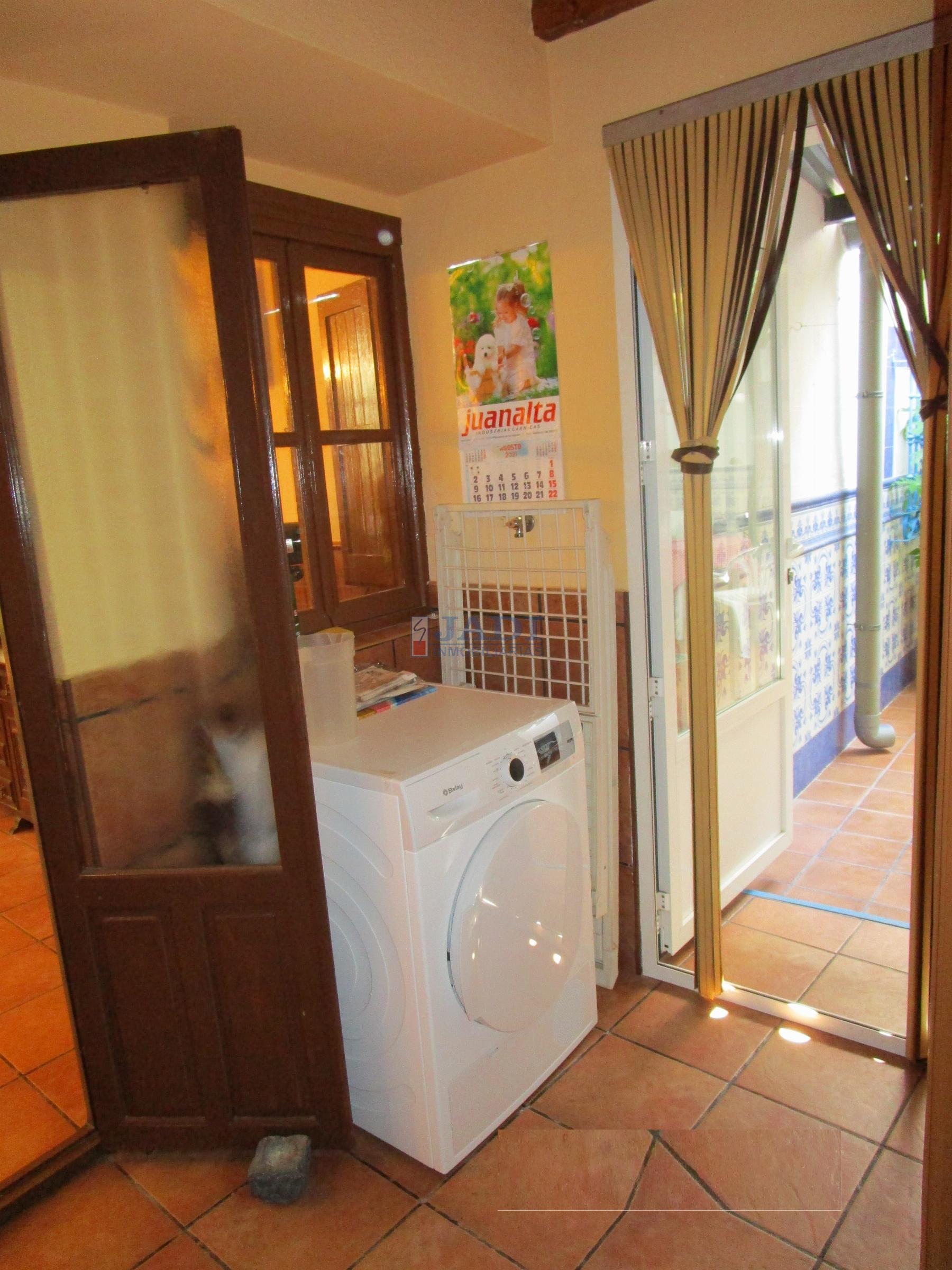 Venta de casa en Valdepeñas