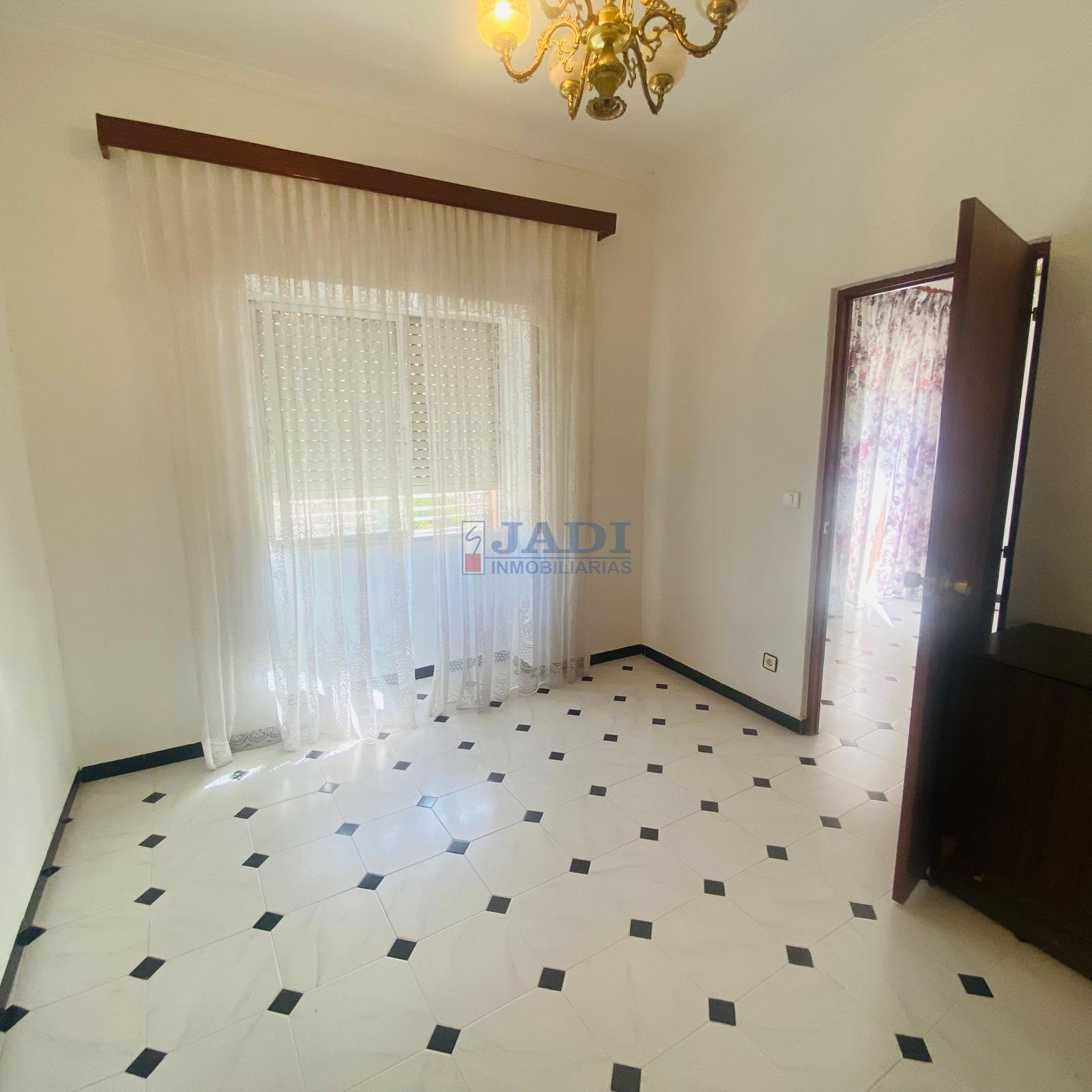 Venta de casa en Valdepeñas