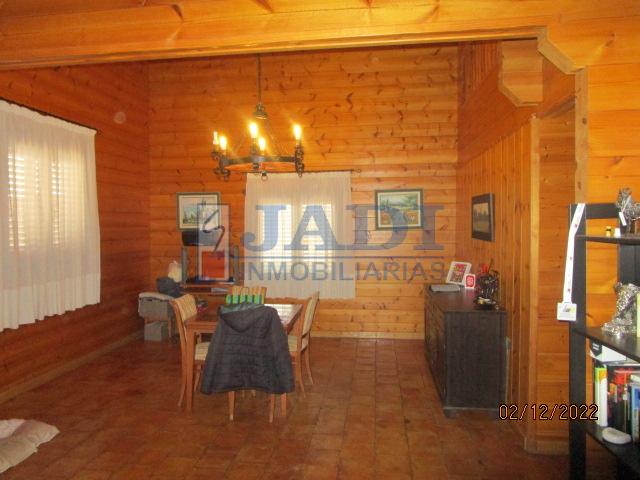 Venta de chalet en Valdepeñas