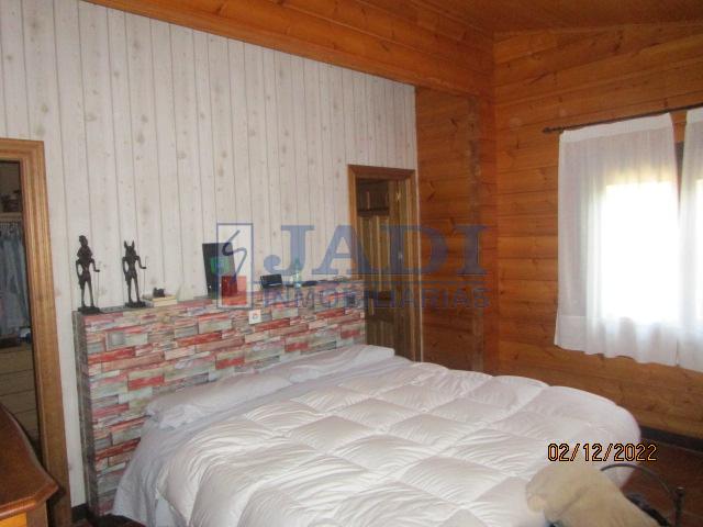 Venta de chalet en Valdepeñas