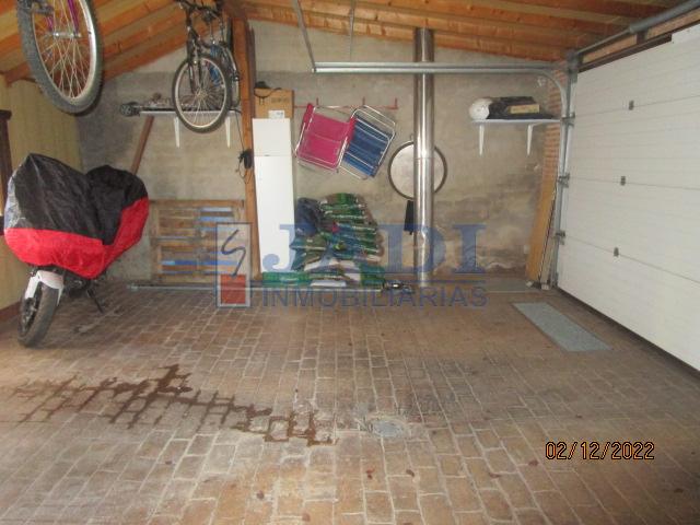 Venta de chalet en Valdepeñas