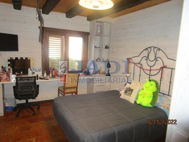 Venta de chalet en Valdepeñas