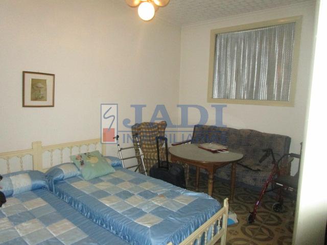 Venta de casa en Valdepeñas