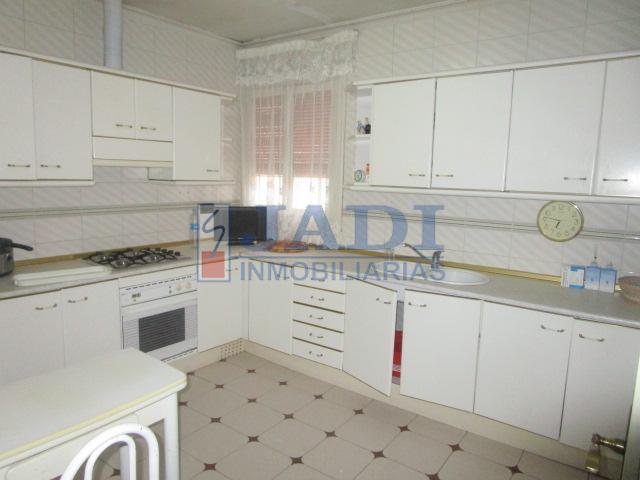 For sale of house in Valdepeñas