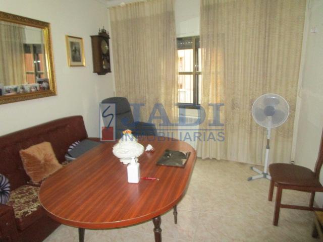 For sale of house in Valdepeñas