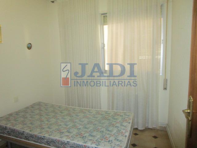 For sale of house in Valdepeñas