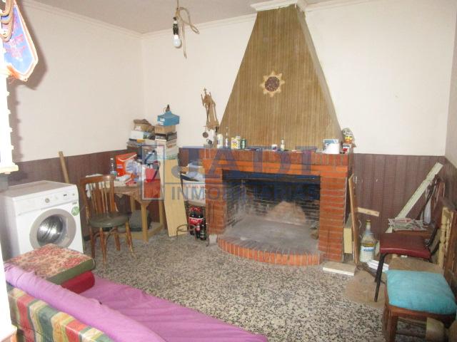 For sale of house in Valdepeñas
