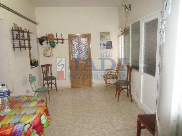 For sale of house in Valdepeñas