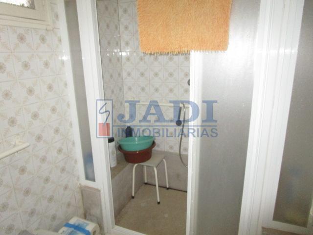 For sale of house in Valdepeñas