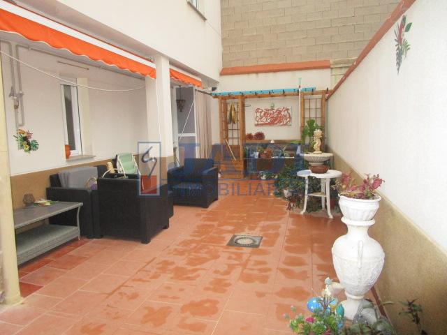 For sale of apartment in Valdepeñas