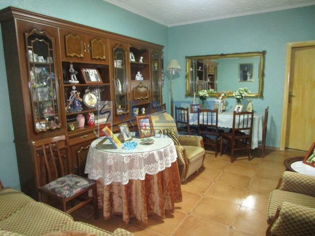 For sale of house in Valdepeñas