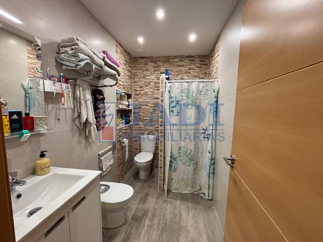 Venta de casa en Valdepeñas