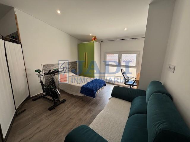 Venta de casa en Valdepeñas