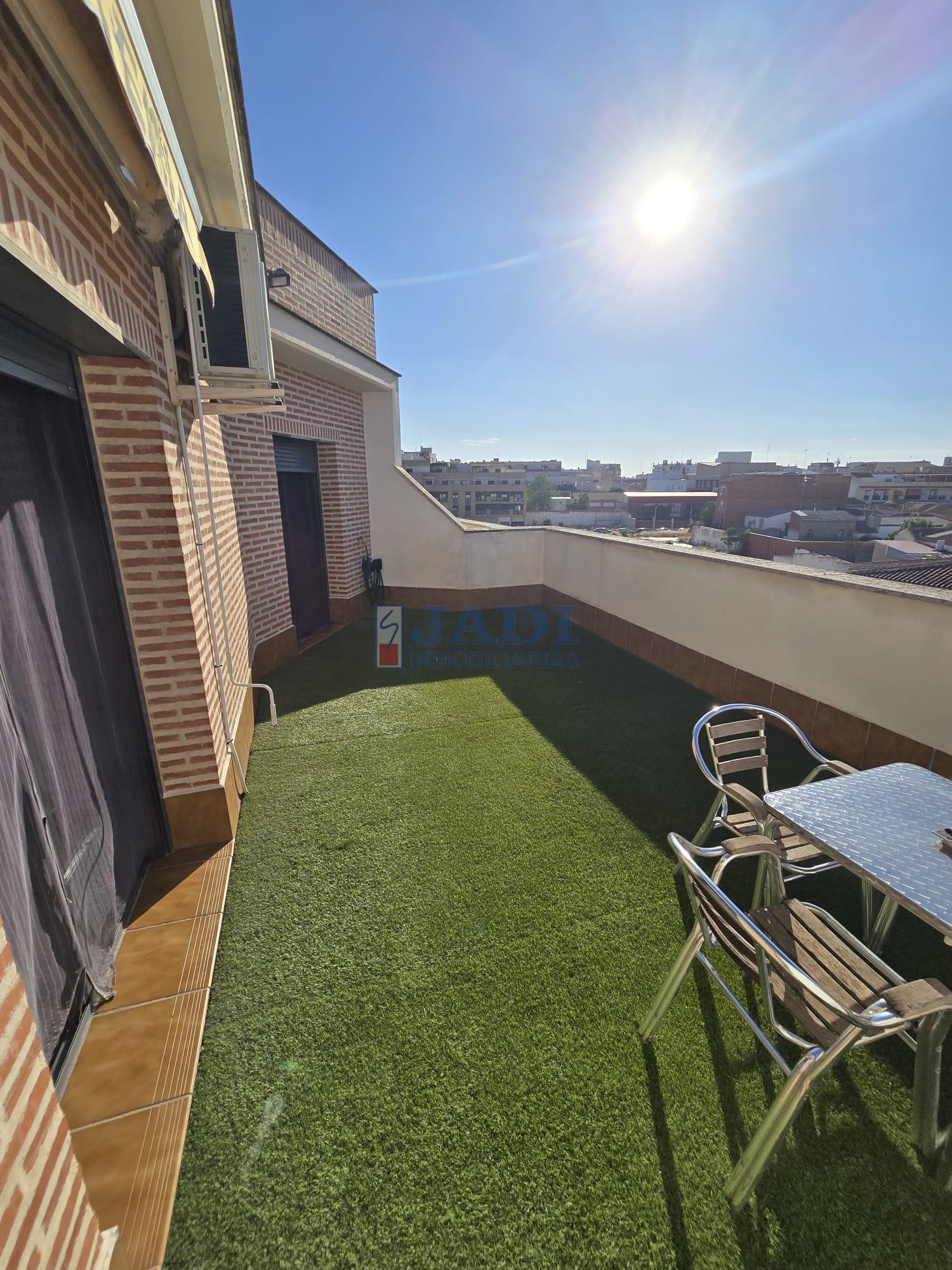 Alquiler de Ático en Valdepeñas
