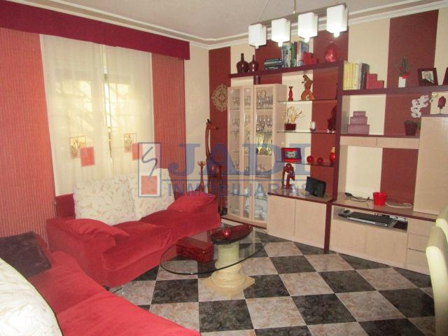 For sale of house in Valdepeñas