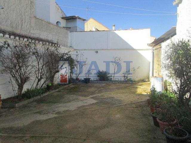 Venta de casa en Valdepeñas