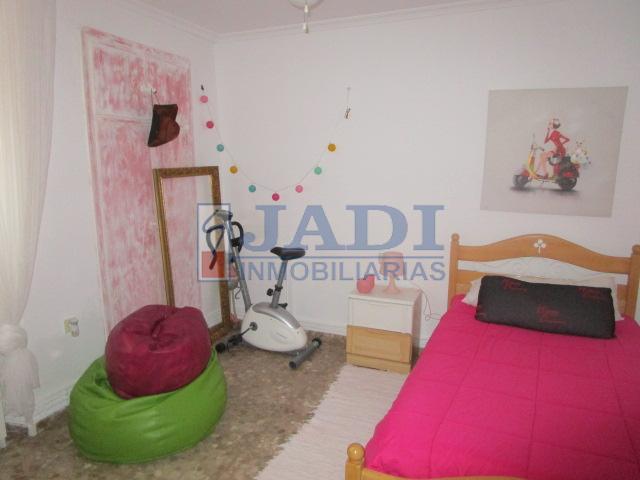 Venta de casa en Valdepeñas