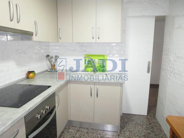Venta de casa en Valdepeñas