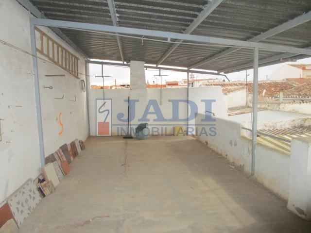 Venta de casa en Valdepeñas