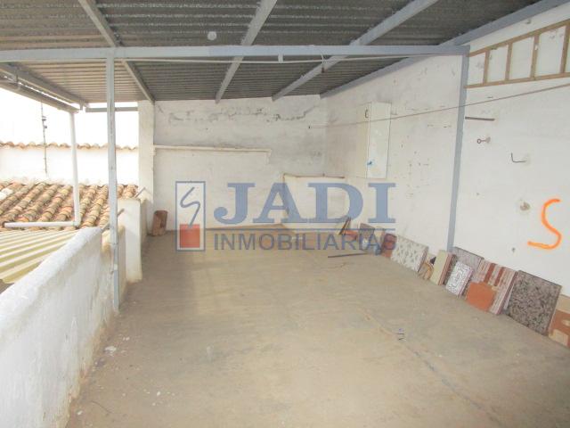 Venta de casa en Valdepeñas